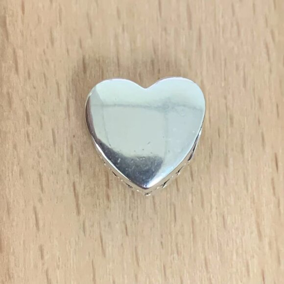 Pandora Soccer Mom Exclusive Travel Heart Charm Pendant, S925 Silver Bracelets - Picture 2 of 4